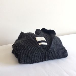 Women's Gray Sweater